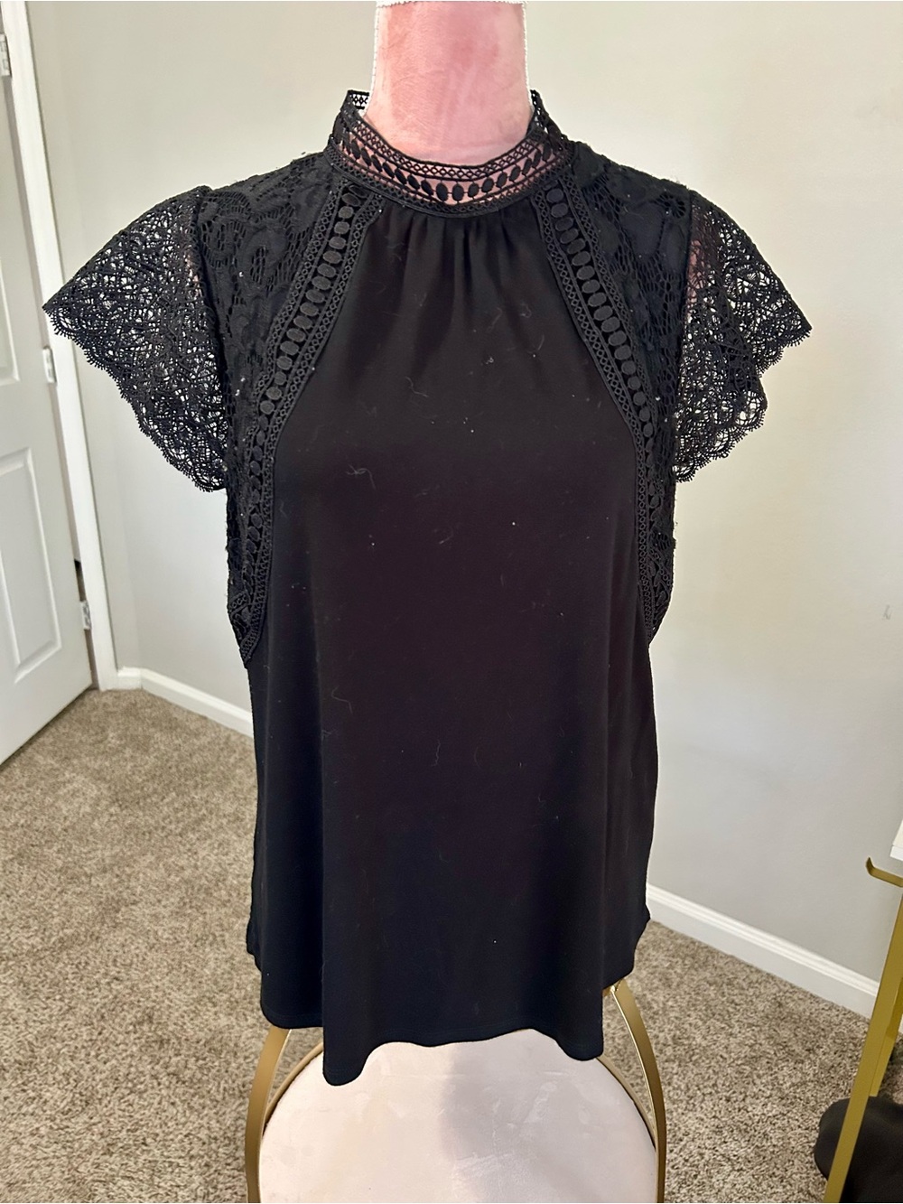 Cable & Gauge Black Lace-Detail Flutter Sleeve Top